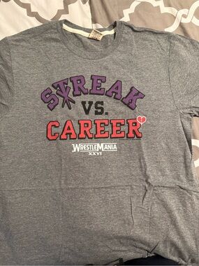 Homage WrestleMania 'Streak vs. Career' Gray Graphic Tee